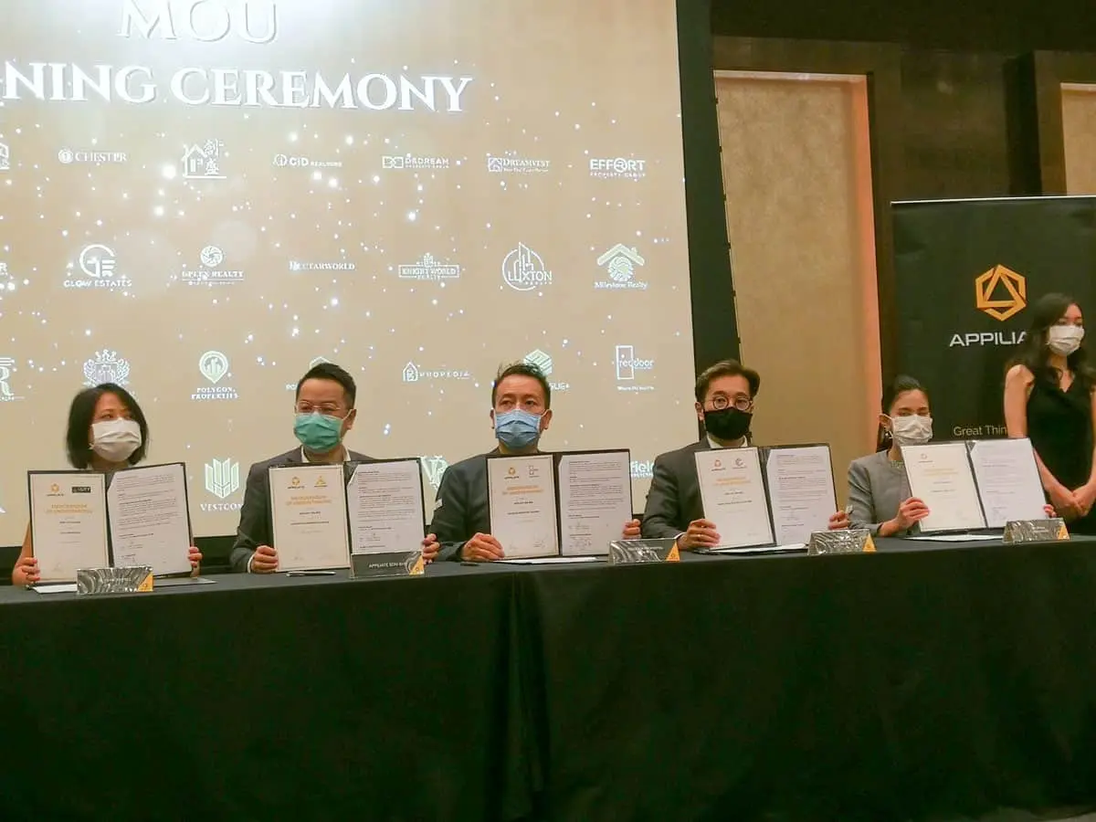 View of signed MoU Documents