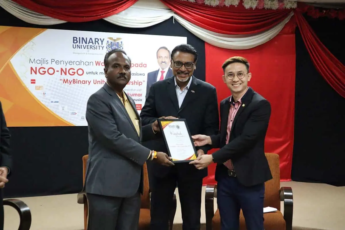 Commemorative Photo of the MyBinary Unity Scholarship Ceremony