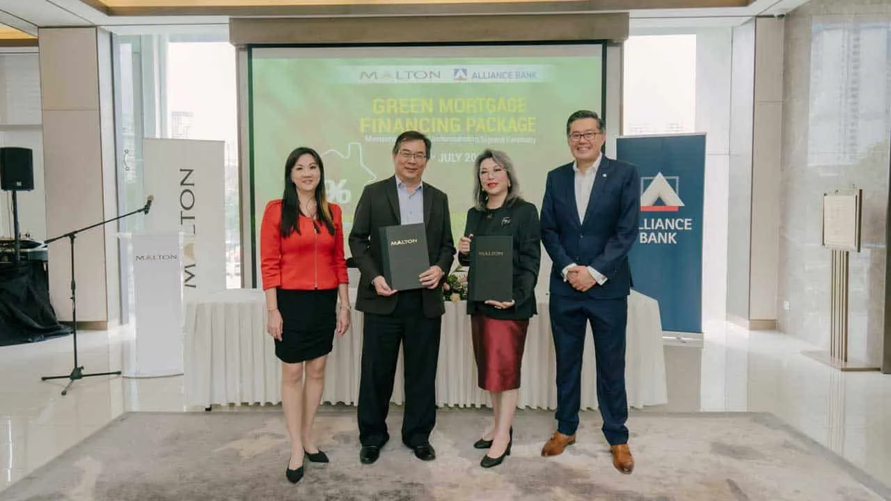 Photo of Malton & Alliance Bank MOU Signing