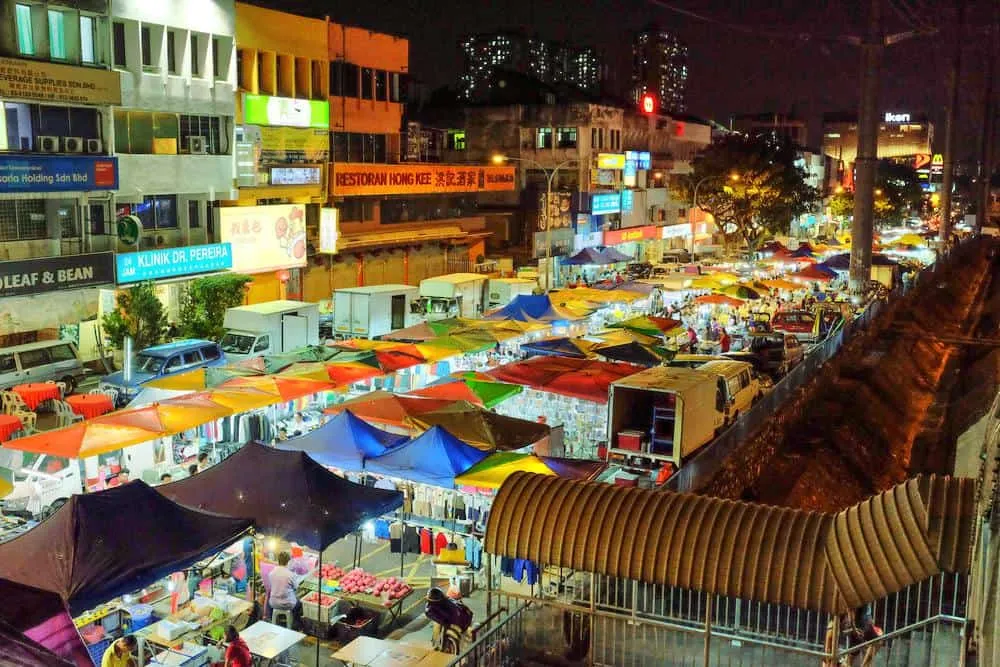 The streets of Taman Connaught that have the longest night market in Malaysia