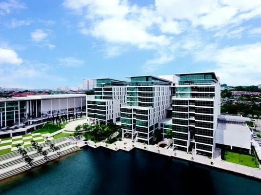 A wide shot of Taylor's University Lakeside campus in Subang with its clean lake