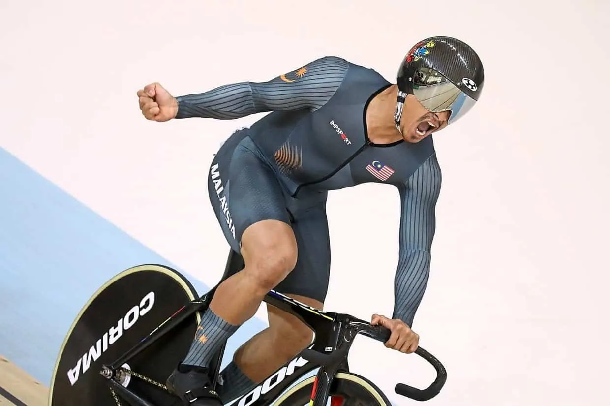 Azizul finishing his race at first place after coming back from surgery