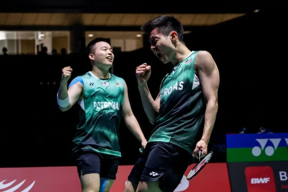 Chia and Soh celebrating their victory in Tokyo