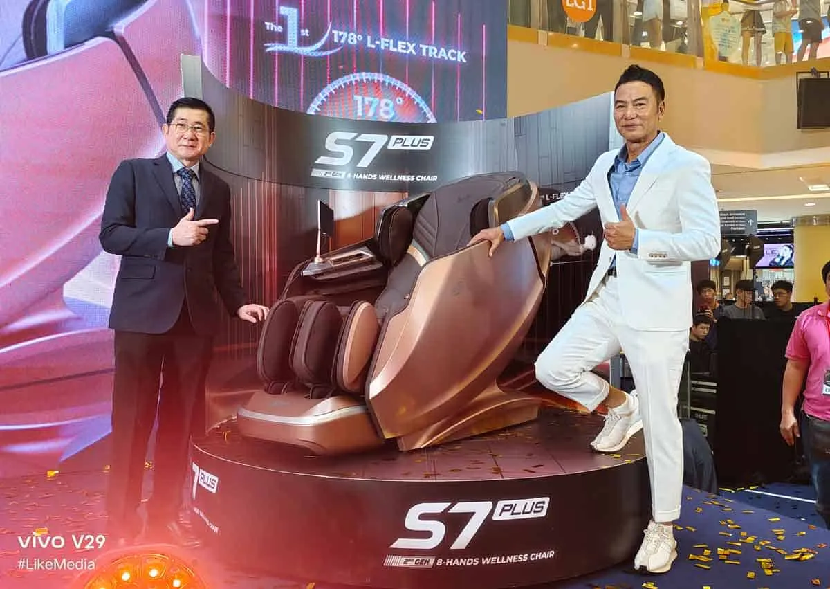 Simon Yam and Gintell's Photo 3