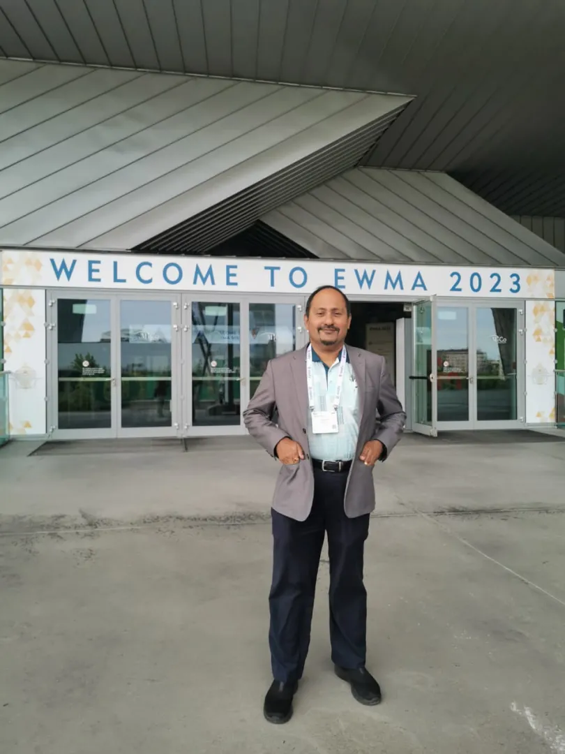 Dr Harikrishna-Standing-Photo