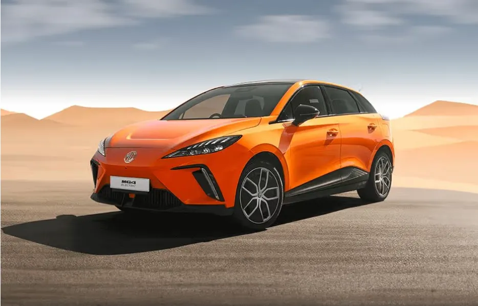 Left front view of the MG 4 EV electric car